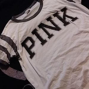 VS pink logo tee size Small